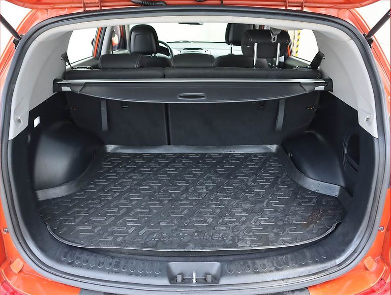 Kia Sportage (2011) 2.0 CRDi, Tempomat - fotka 14 z 17