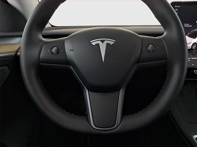 Tesla Model Y (2022) Long Range AWD 79kWh, SoH 91% - fotka 23 z 23