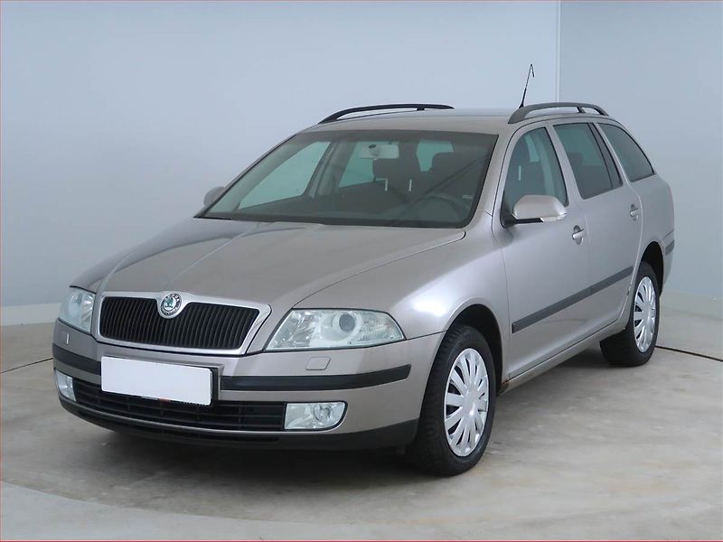 Škoda Octavia (2007) Elegance 2.0 TDI, 4X4, po STK - fotka 2 z 19