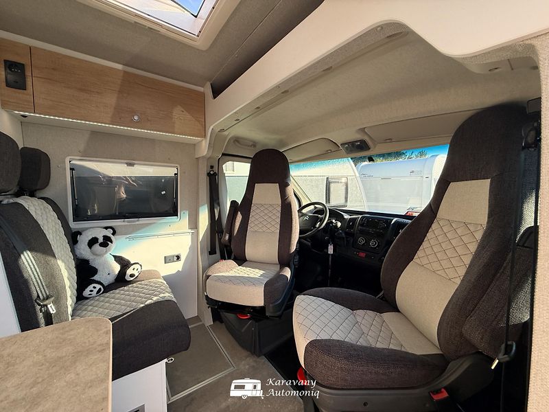Citroën Jumper (2024) 6m, Markíza, Solar, Ťažné - fotka 3 z 27
