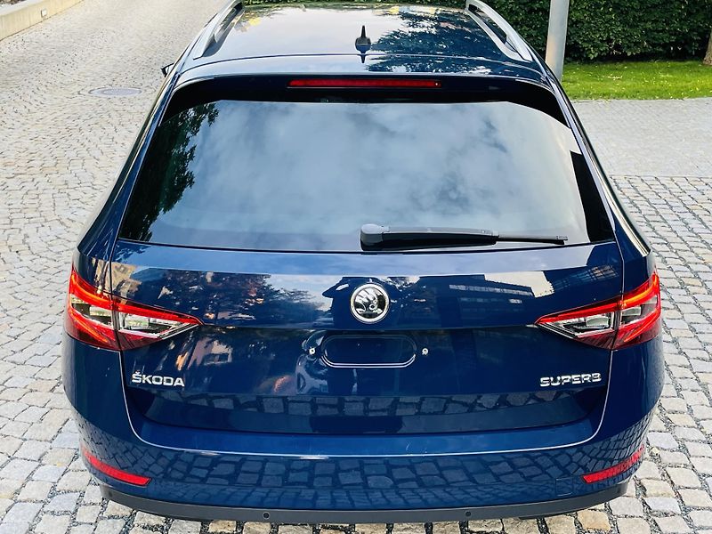Škoda Superb 2.0TDI DSG TAŽNÉ NEZÁVISLE TOP - fotka 15 z 53