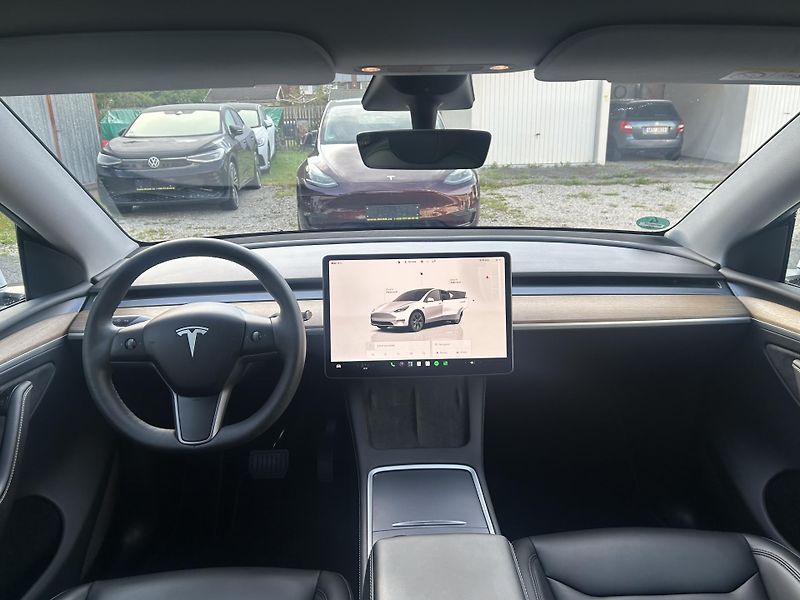 Tesla Model Y ZAMLUVENO ! TZ 94,1% - fotka 10 z 49