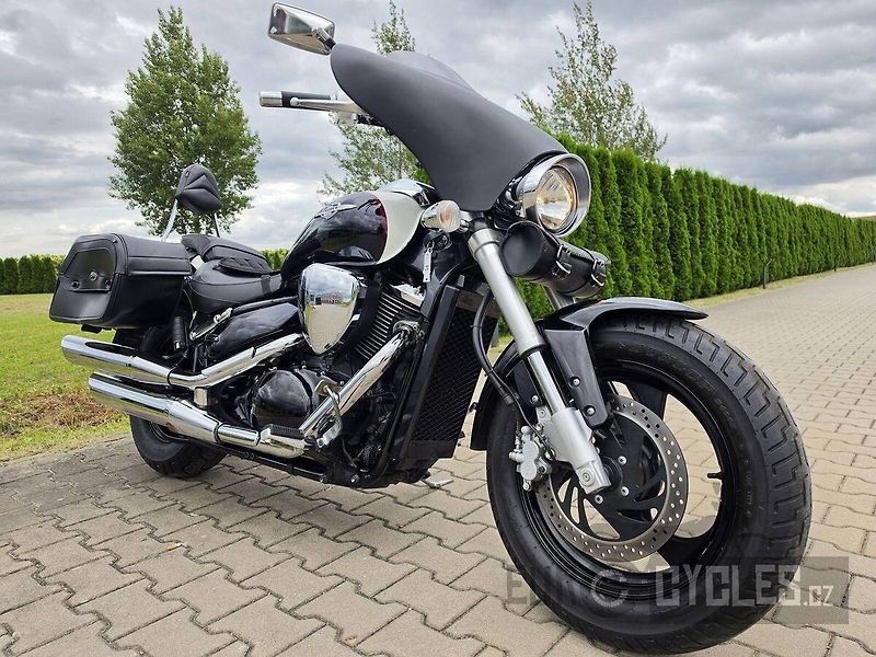 Suzuki Intruder M 800 (2010) - fotka 3 z 18