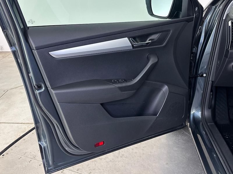 Škoda Karoq Ambition DSG - fotka 13 z 27