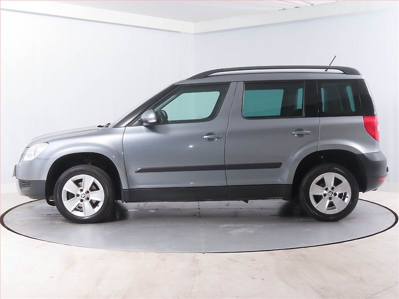 Škoda Yeti (2011) 1.2 TSI, Serv.kniha - fotka 3 z 15