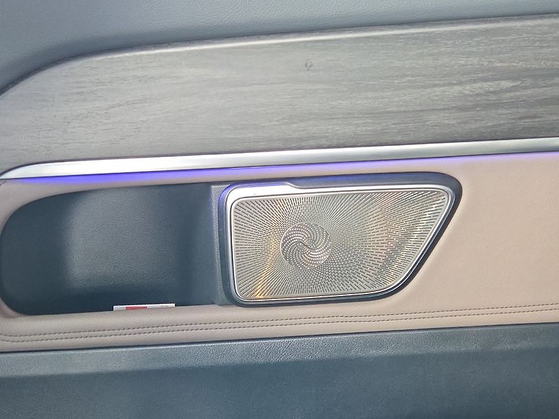 Mercedes-Benz Třídy V 300d/XL 4MATIC, EXC, Airmatic - fotka 25 z 28