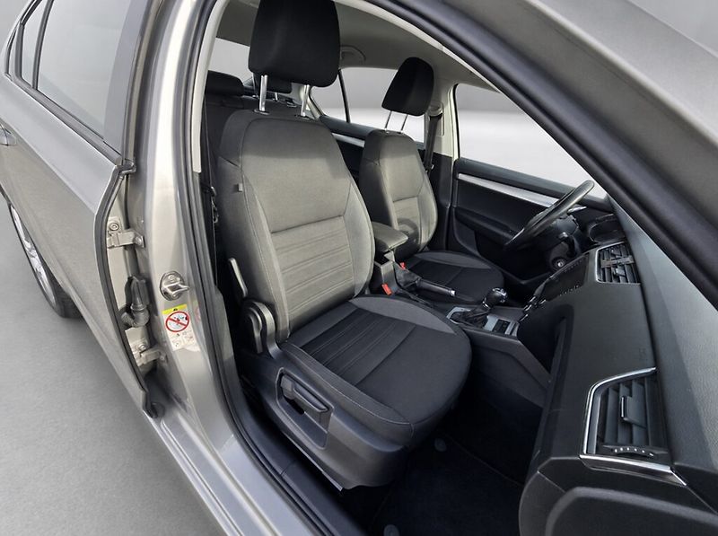 Škoda Octavia (2018) 2.0 TDi 110KW Style DSG - fotka 21 z 23