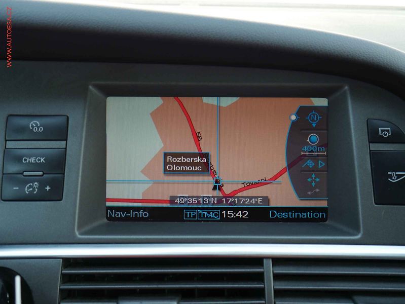Audi A6 (2004) 3.0 TDi Quattro, AT, navi - fotka 18 z 21
