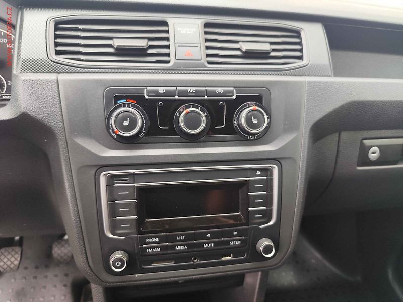 Volkswagen Caddy (2020) 1.4TGi BOTT, AC, +pneu - fotka 15 z 24