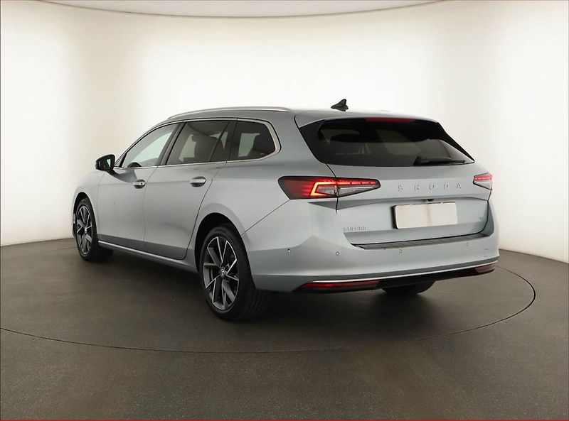 Škoda Superb (2025) 2.0 TDI - fotka 4 z 20
