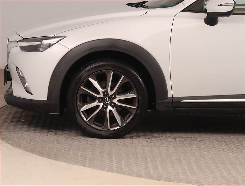 Mazda CX-3 (2016) 2.0 Skyactiv-G, Kůže, Tempomat - fotka 14 z 15