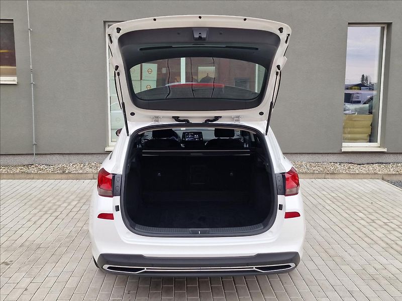 Hyundai i30 1.0 T-GDI Comfort,ČR,1.Maj. - fotka 35 z 49