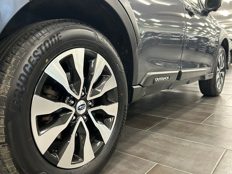 Subaru Outback (2023) 2.5 TOURING 2023 | Záruka - fotka 13 z 61