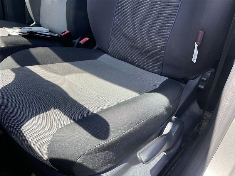 Škoda Roomster 1,2 TSi 63kw Ambiente Klima ES - fotka 19 z 25