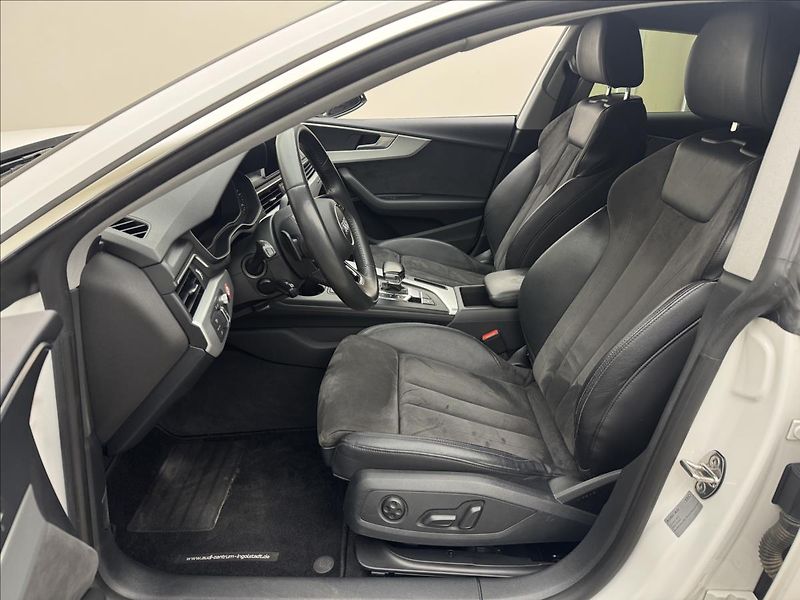 Audi A5 2,0 140kW AT 4X4 HUD DPH NAVI - fotka 45 z 56