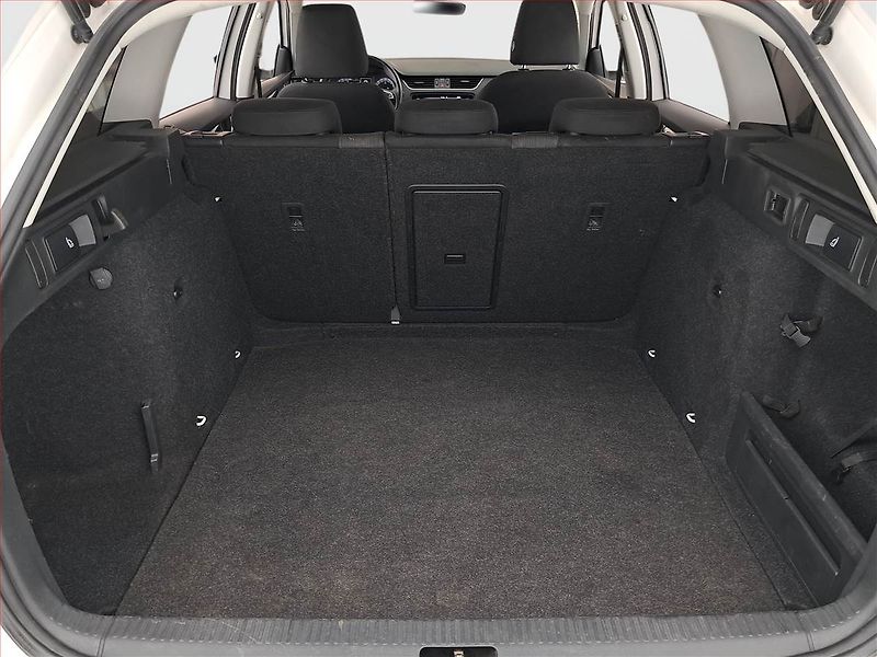 Škoda Octavia (2017) 2.0 TDI, Automat, Tempomat - fotka 14 z 19