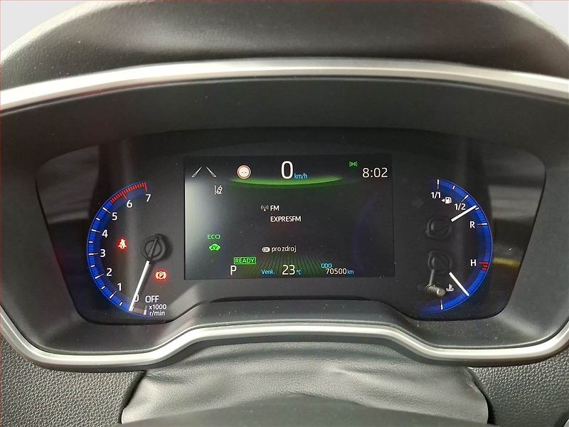 Toyota Corolla (2021) Comfort 1.8 Hybrid - fotka 11 z 16