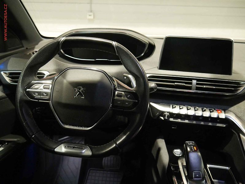 Peugeot 3008 (2020) 2.0 HDi, ČR, AT, navi, LED - fotka 11 z 23