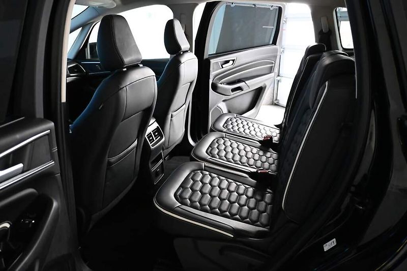 Ford S-MAX (2019) 2.0 VIGNALE LED ACC Tažné Masá - fotka 9 z 39