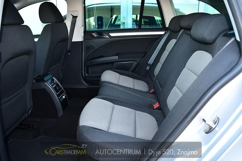 Škoda Superb 2,0TDi TAŽNÉ 2xKOLA - fotka 14 z 49