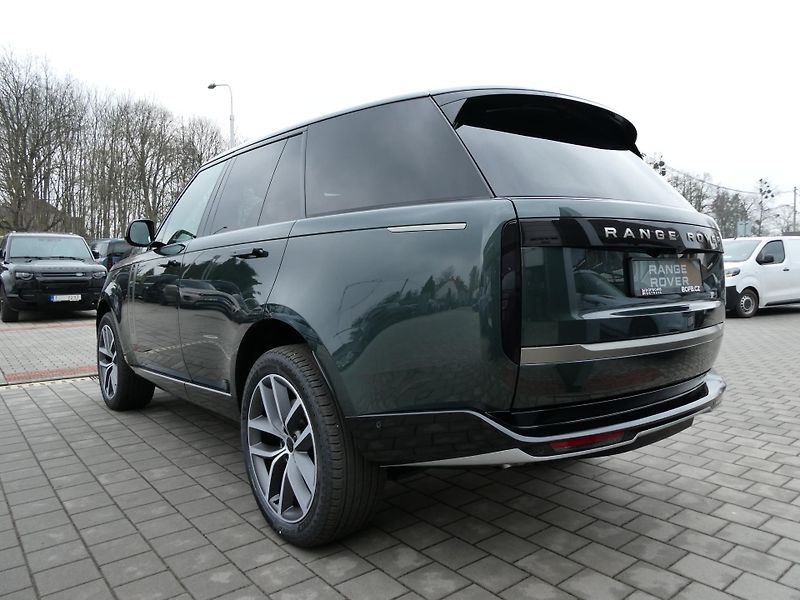 Land Rover Range Rover 4,4 Autobiography P530 - fotka 8 z 44