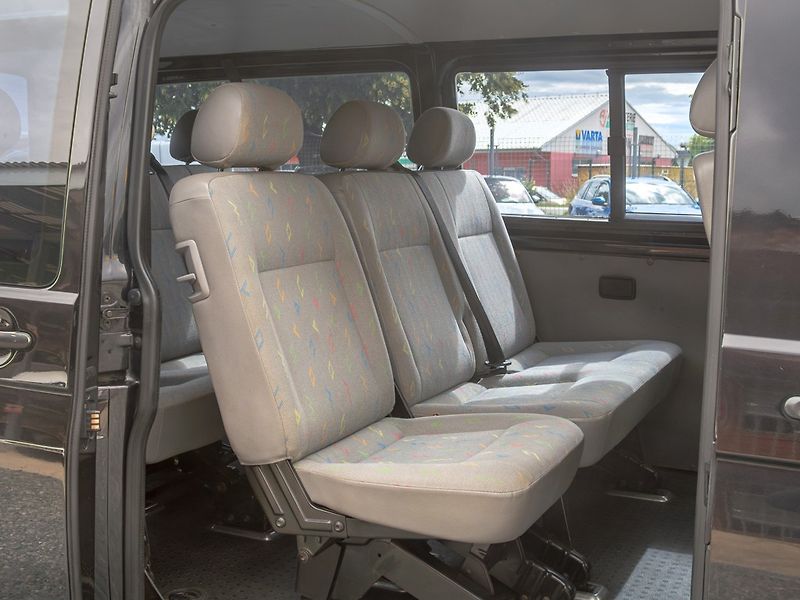 Volkswagen Transporter (2006) 2.5TDI 96KW LONG – 8 SEDADEL - fotka 26 z 34