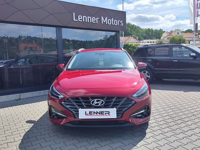 Hyundai i30 1.5 T-GDI/117kW Smart - fotka 2 z 31