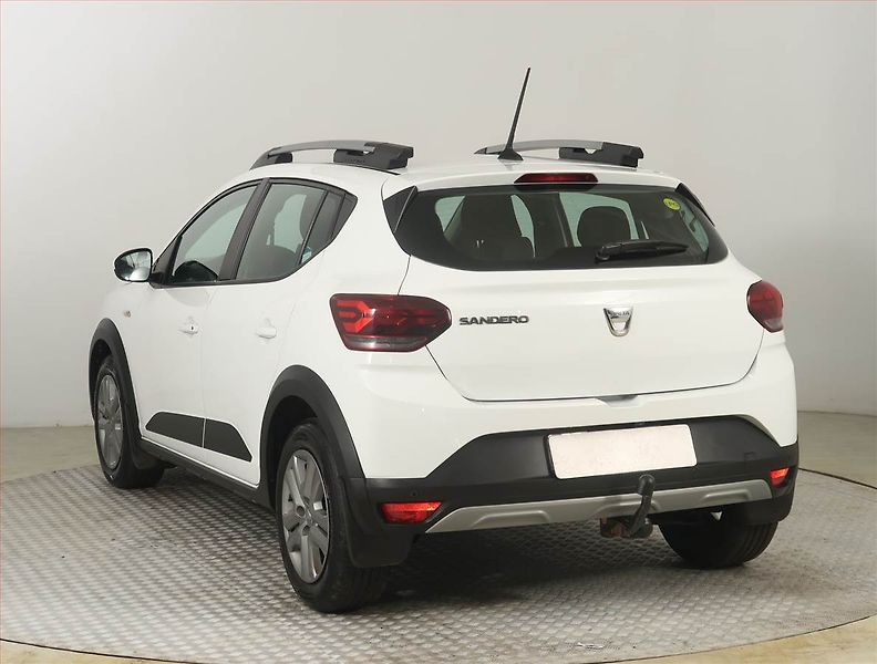 Dacia Sandero (2022) 1.0 TCe, LPG, ČR,1.maj - fotka 4 z 18