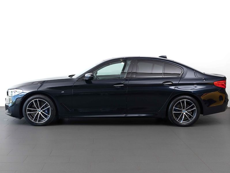 BMW Řada 5 540d xDrive Limousine - fotka 3 z 21