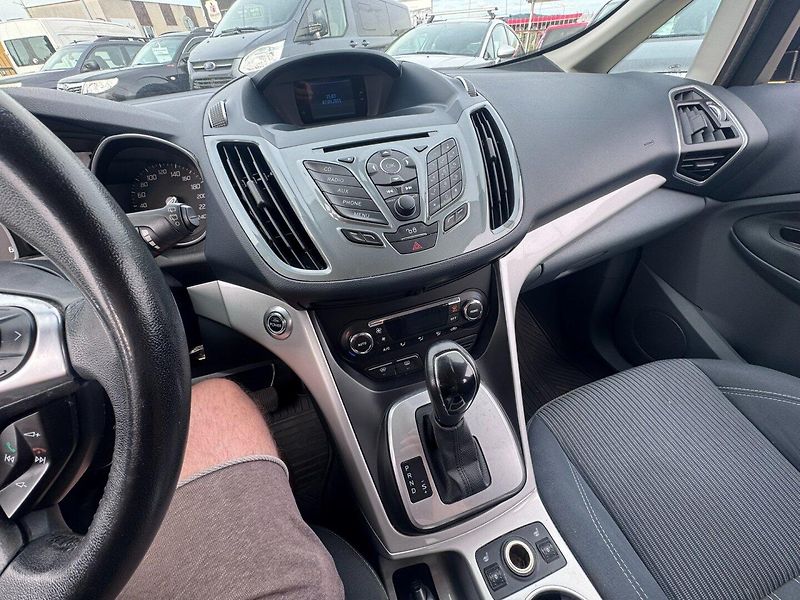 Ford Grand C-MAX (2011) AUTOMAT 2,0 TDCI NOVÁ STK - fotka 29 z 50