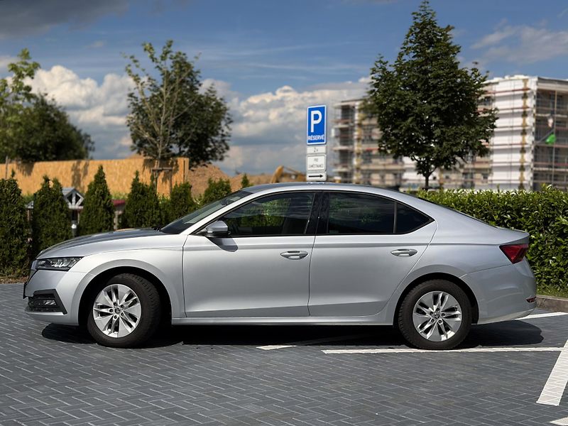 Škoda Octavia (2020) 1.5 tsi 110 kw/DPH - fotka 2 z 21