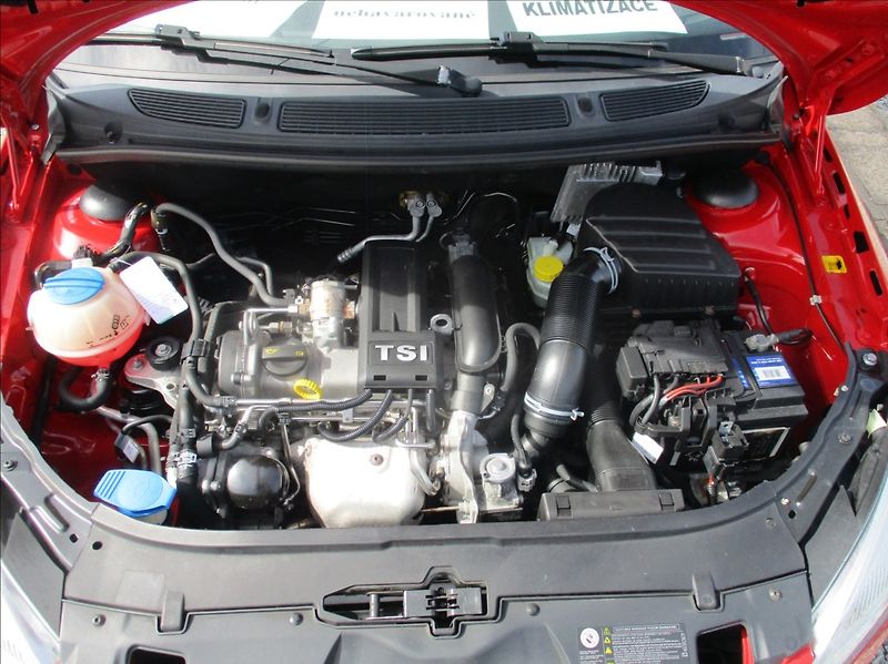 Škoda Fabia 1,2 TSI, 77kW, klima,servis, - fotka 16 z 23