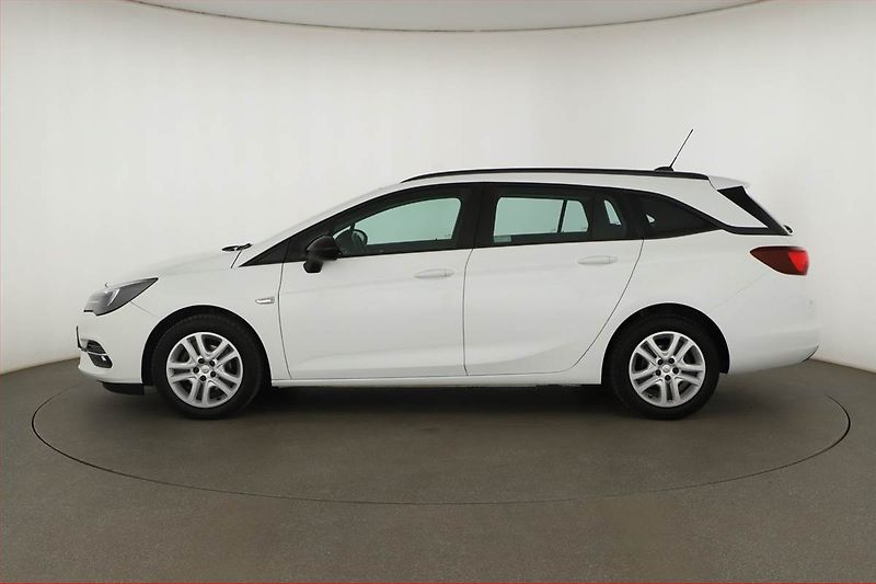 Opel Astra (2022) Edition 1.5 CDTI, ČR,1.maj - fotka 3 z 15