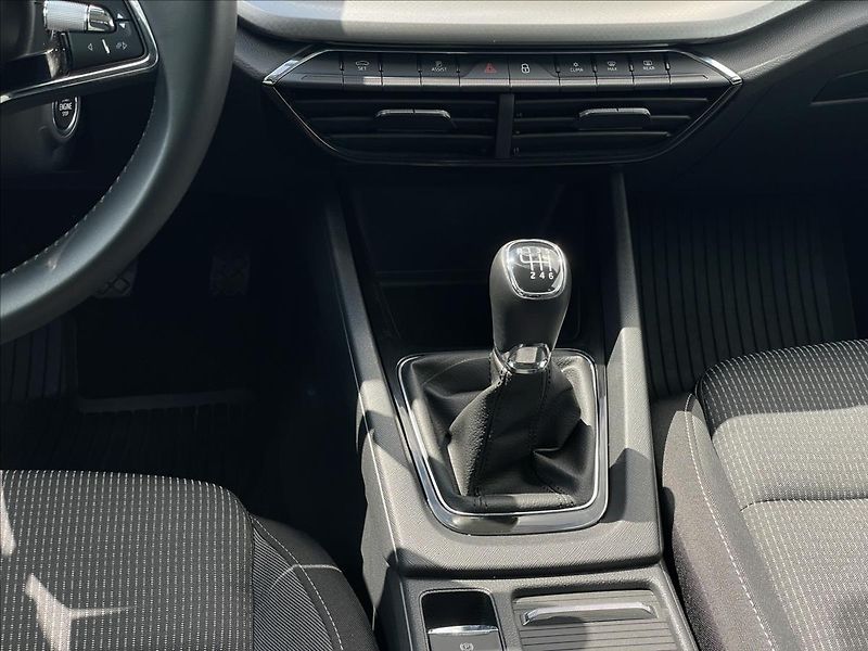 Škoda Octavia 1,5 TSI Ambition Plus KESSY - fotka 12 z 23