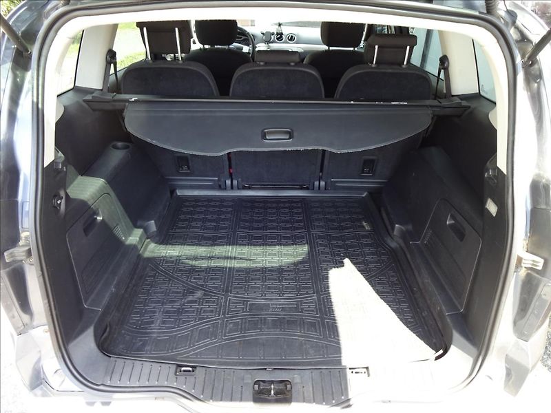Ford S-MAX 2.0TDCI 103KW - fotka 22 z 44