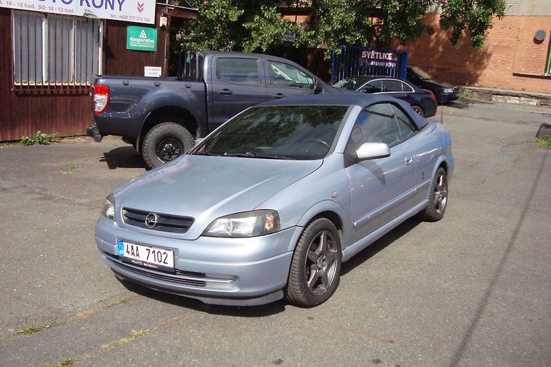 Opel Astra (2002) 1.6i,16V,Cabrio,Bertone,El.Stř - fotka 4 z 65