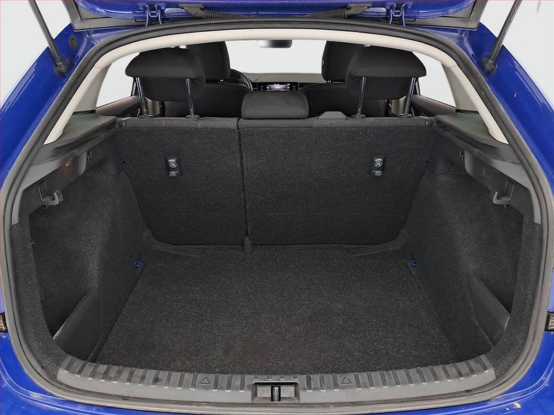 Škoda Scala (2023) Style 1.0 TSI, Automat, ČR - fotka 13 z 18