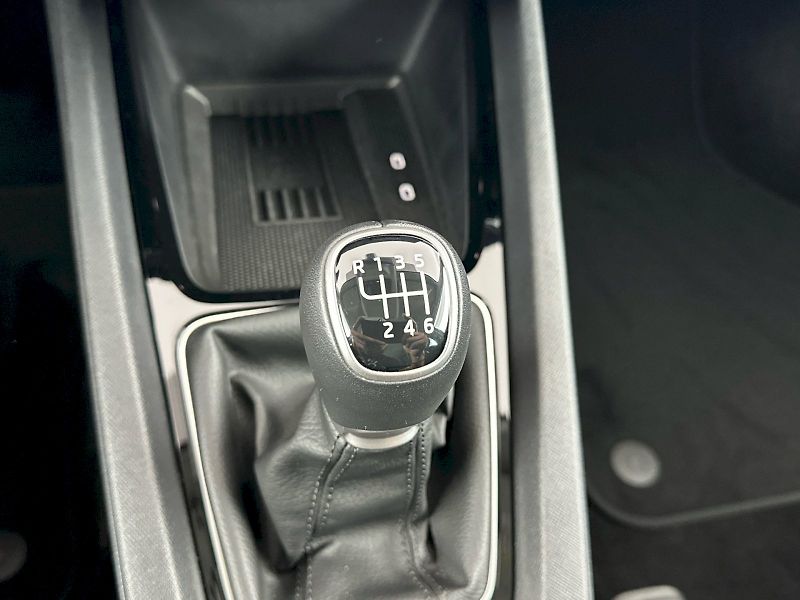 Škoda Octavia (2025) Combi 1.5TSI 110kW Selection - fotka 21 z 28