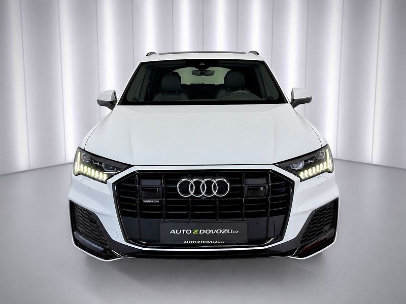 Audi Q7 50 TDI QUATTRO S-LINE, PANORAM - fotka 2 z 32