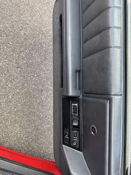 Chrysler Le Baron Cabrio (1990) 2.2 Turbo GTC - fotka 18 z 20