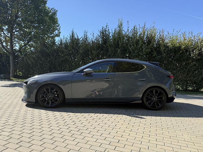 Mazda 3 2.0 Skyactiv-X Mild-Hybrid - fotka 5 z 33