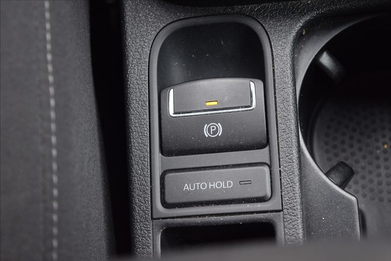 Volkswagen Tiguan 2,0 TDi 81KW R-LINE - fotka 46 z 51