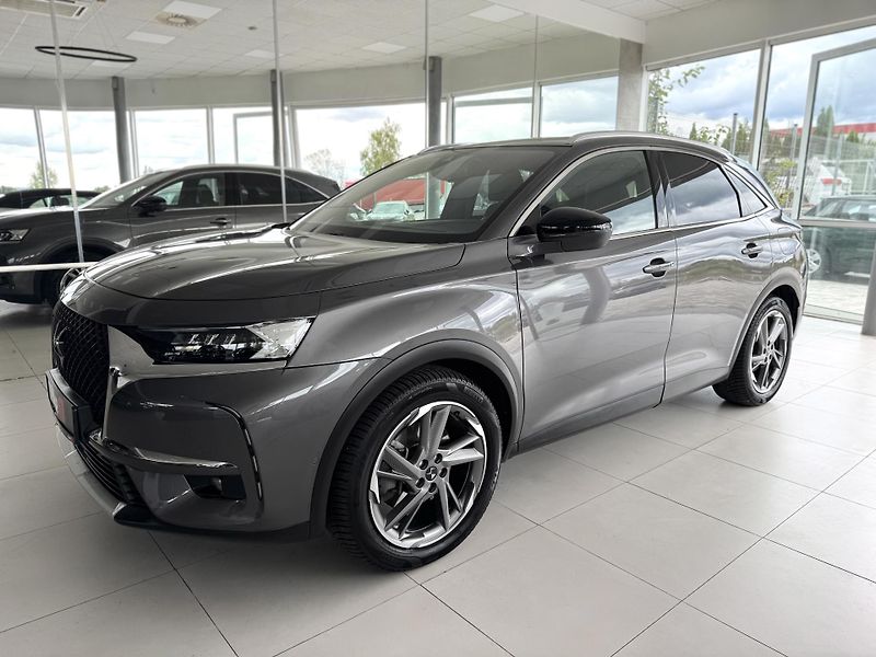 DS Automobiles DS7 Crossback 1,6 E-TENSE 300*AT8*4x4*RIVOLI - fotka 2 z 47