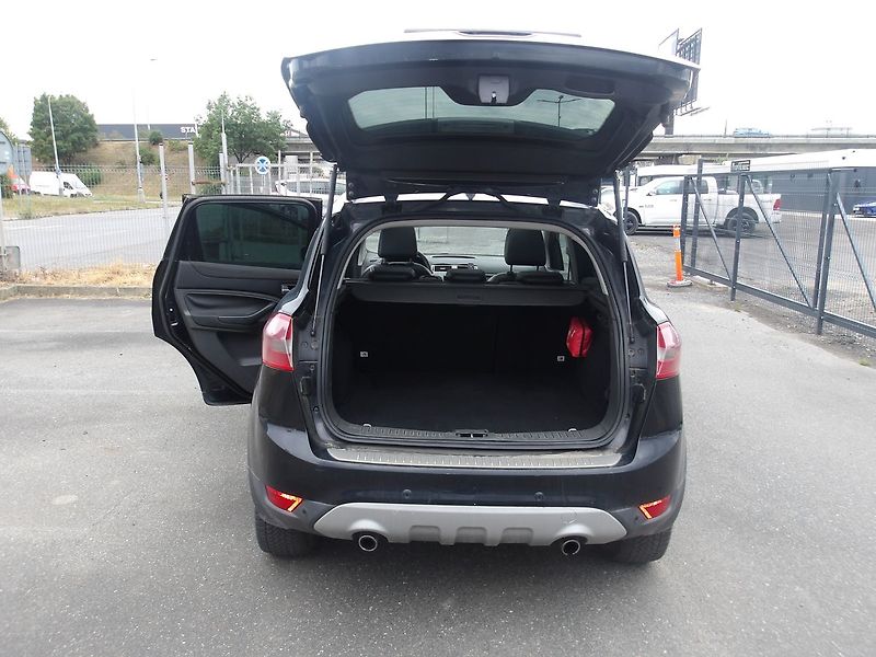 Ford Kuga 2,0TDCi TITANIUM Aut. 4x4! - fotka 38 z 44