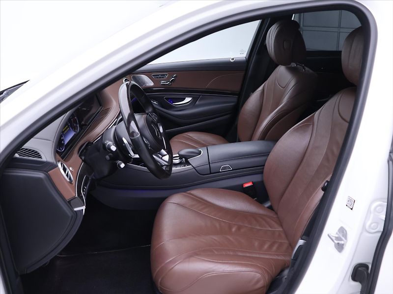 Mercedes-Benz Třídy S 3,0 350d 4Matic AMG paket - fotka 12 z 39