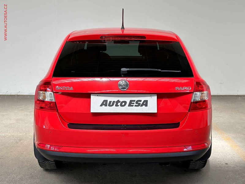Škoda Rapid (2013) 1.4TSi, DSG, výhřev sed. - fotka 5 z 14