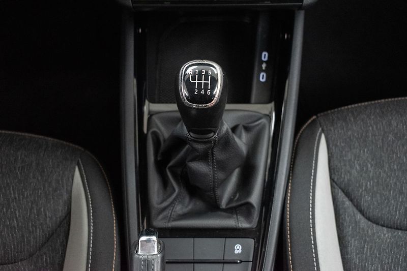 Škoda Kamiq 1.6 TDI STYLE*KESSY*ČR 1.MAJ - fotka 22 z 40