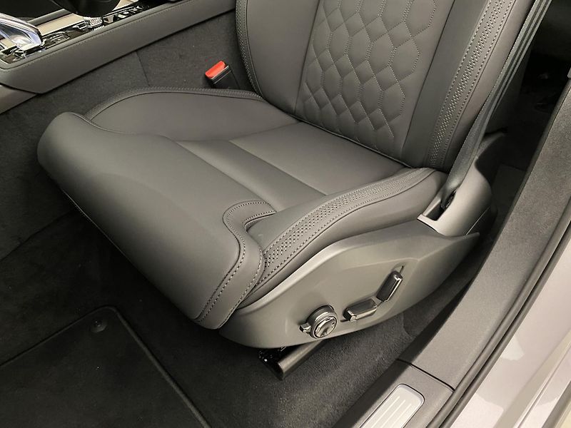 Volvo XC90 (2025) B5 AWD AUT BRIGHT PLUS 7míst - fotka 31 z 76