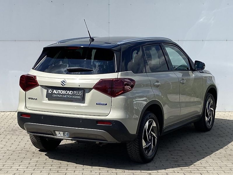 Suzuki Vitara 1.4 BoosterJet 6AT 4x4 Eleganc - fotka 2 z 21
