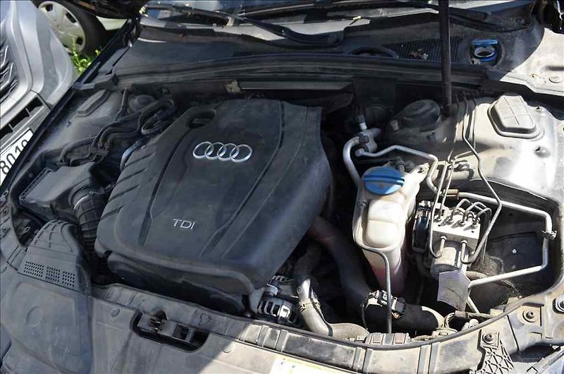 Audi A4 (2014) 2,0 TDI - fotka 17 z 22